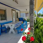 Blue House Nea Kallikrateia