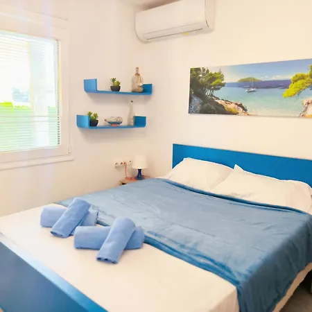 Blue House Nea Kallikrateia