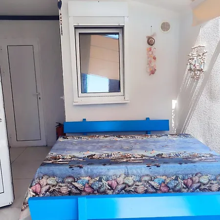 Blue House * Nea Kallikrateia