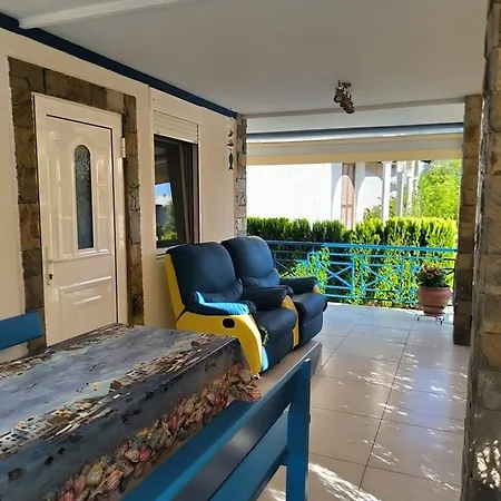 Blue House Apartment