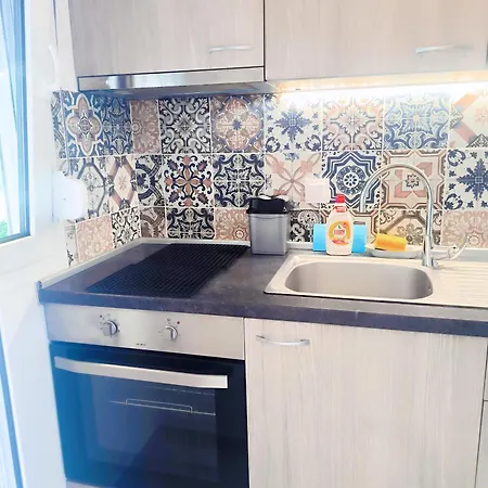 Blue House Apartment Nea Kallikrateia