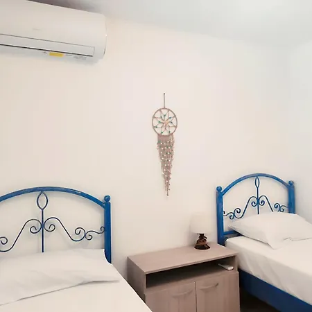 Blue House Апартаменты Nea Kallikrateia