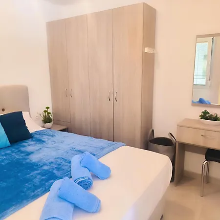 Апартаменты Blue House