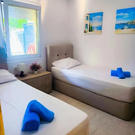 Blue House Nea Kallikrateia