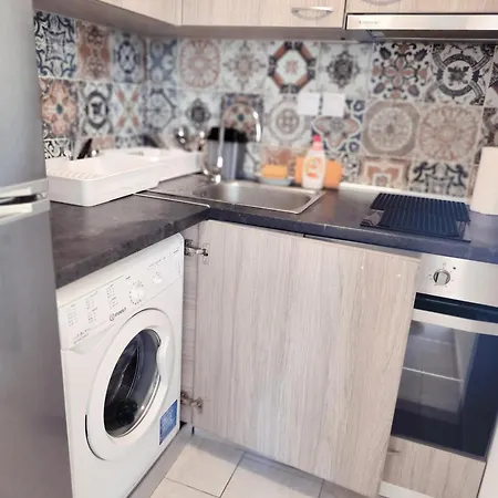 Blue House * Nea Kallikrateia