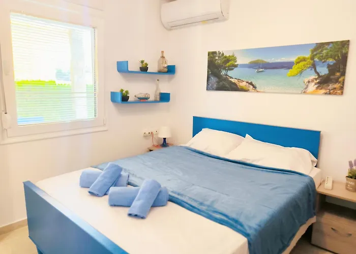 Blue House Nea Kallikrateia