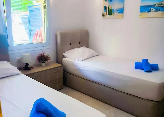 Blue House Nea Kallikrateia